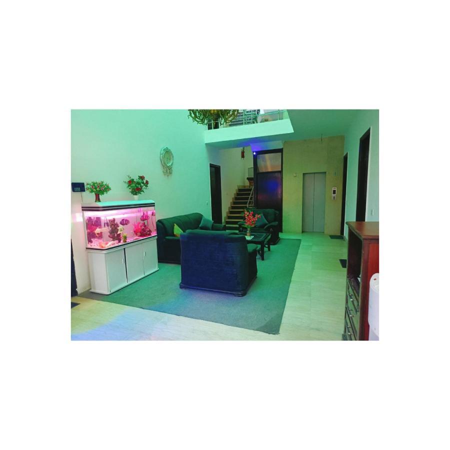 Hotel The Am Bliss Gurgaon Bagian luar foto